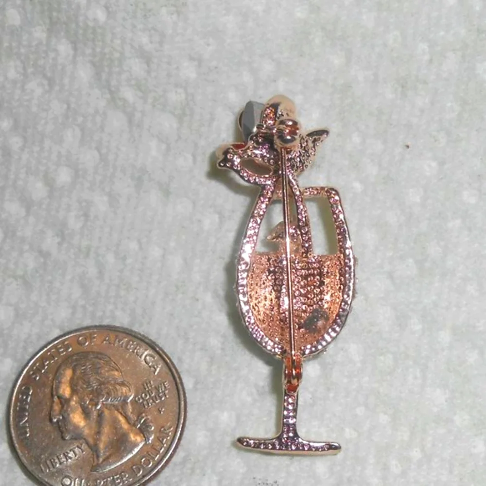 Rosegold Plated Austrian Crystal WineGlass Rose Stem Brooch